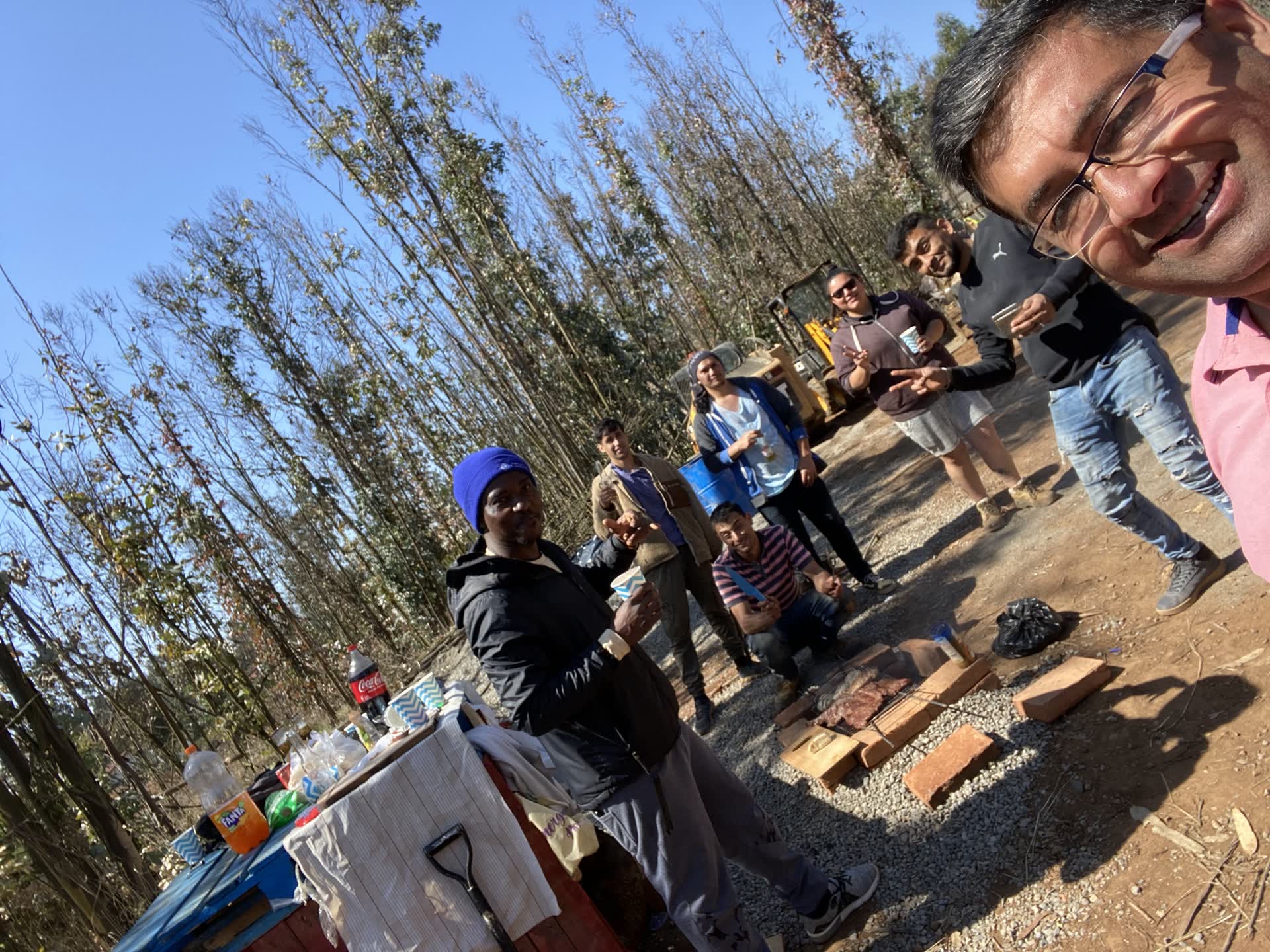 Equipo de trabajo en proyecto Fuerte Aguayo